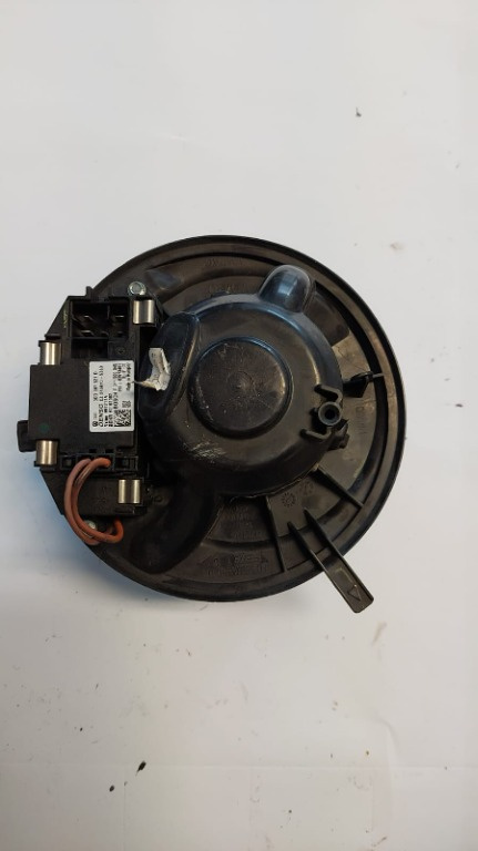 Ventilator Habitaclu / Ventilator Aeroterma Cu Modul Electric 3C0 907 521 D VW