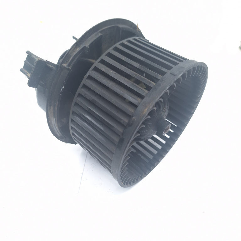 Ventilator Habitaclu / Ventilator Aeroterma Dacia Logan (Ls) 2004-2012 Cu Modul Electric Volan Pe Stanga Lhd X90P35Ch, N103298C Valeo