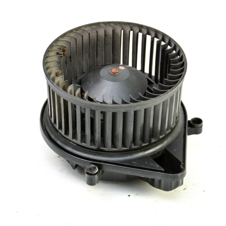 Ventilator Habitaclu / Ventilator Aeroterma Fara Modul Electric,volan Pe Stanga LHD Audi A4 B6 (8E) 2000 - 2004 8E1820021A, 8E1 820 021 A, 8E1 820 021, 8E1820021, 663000U