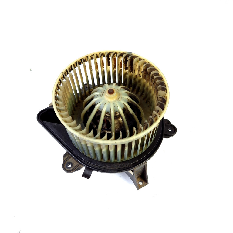 Ventilator Habitaclu / Ventilator Aeroterma Fiat Punto (188) 1999-2010 1.2 Bifuel Benzina Fara Modul Electric 46723714 Magneti Marelli