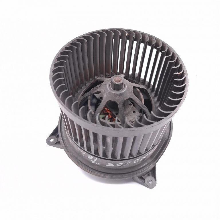 Ventilator Habitaclu / Ventilator Aeroterma Ford MONDEO Mk 3 2000 - 2007 XS4H18456AD