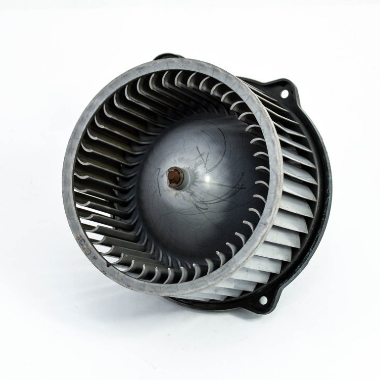 Ventilator Habitaclu / Ventilator Aeroterma Hyundai Ix35 (Lm, El, Elh) 2009-2015 1.7 Crdi D4Fd Motorina Volan Pe Dreapta Rhd F00S330054, F00S3B2442, 110512