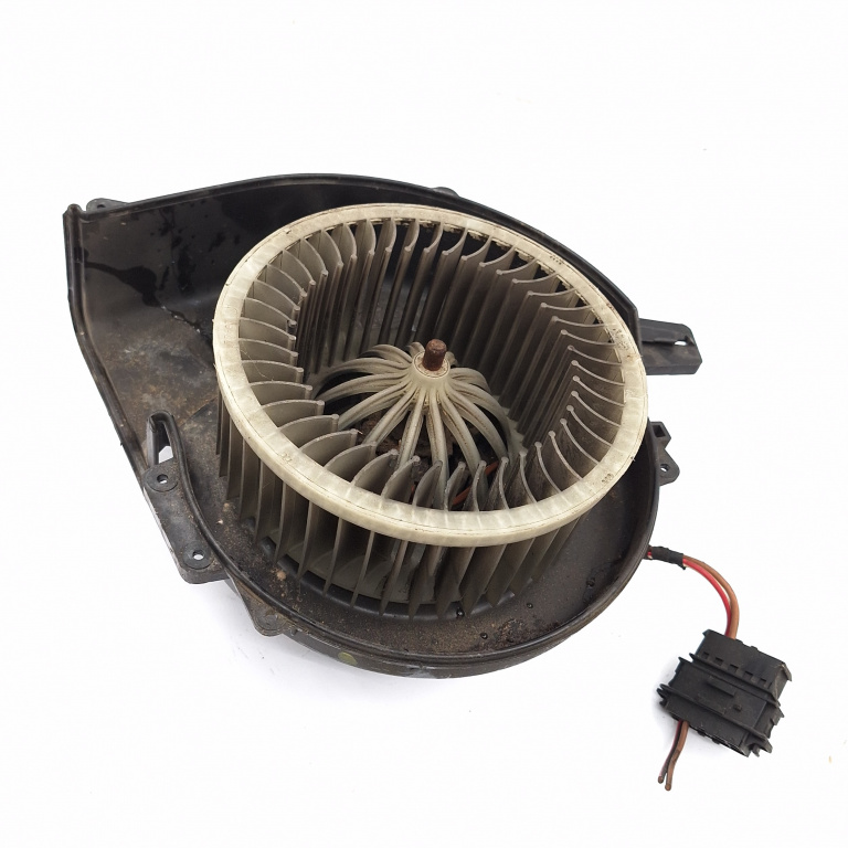 Ventilator Habitaclu / Ventilator Aeroterma Skoda Fabia 1 1999-2007 1.2 Bme Benzina Cu Modul Electric Volan Pe Stanga Lhd 6Q1819015G, 6Q1819015C, A9674