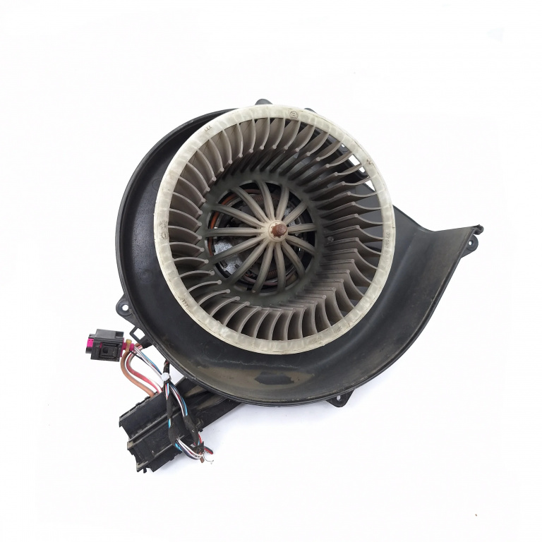 Ventilator Habitaclu / Ventilator Aeroterma Skoda Fabia 1 1999-2007 1.2 Azq Benzina 6Q1971566A, 9401460, 77697T1 Behr
