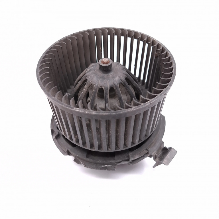 Ventilator Habitaclu / Ventilator Aeroterma Volan Pe Stanga LHD Nissan MICRA 3 (K12) 2003 - 2010