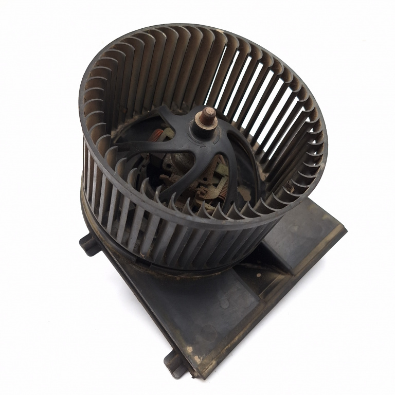 Ventilator Habitaclu / Ventilator Aeroterma Vw Golf 4 1997-2004 Cu Modul Electric Volan Pe Stanga Lhd 1J1819021A, 657877G Valeo