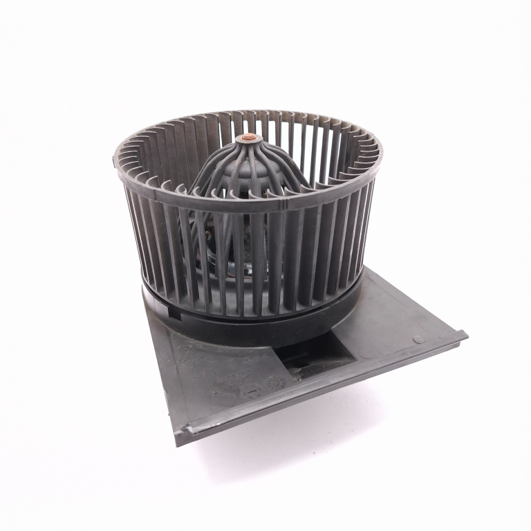 Ventilator Habitaclu / Ventilator Aeroterma Vw Polo (6N2) 1999-2001 1.4 16V Ahw Benzina Fara Modul Electric Volan Pe Stanga Lhd 6N1819021A, 210761233F, 6N1.819.021A Behr