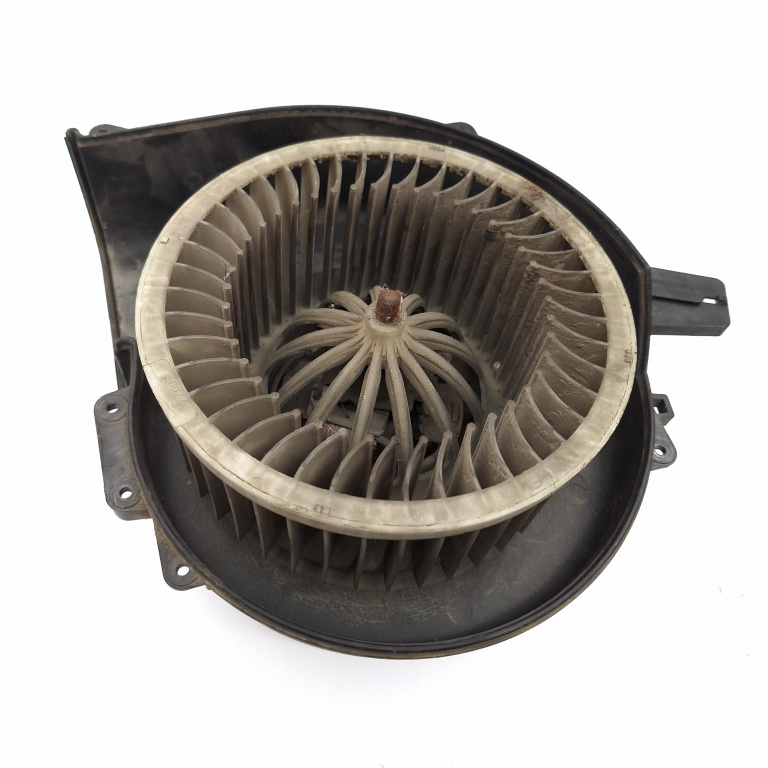 Ventilator Habitaclu / Ventilator Aeroterma Vw Polo (6R) 2009-2017 Cu Modul Electric Volan Pe Stanga Lhd 6Q1820015G, 6Q1.820015G, A1916