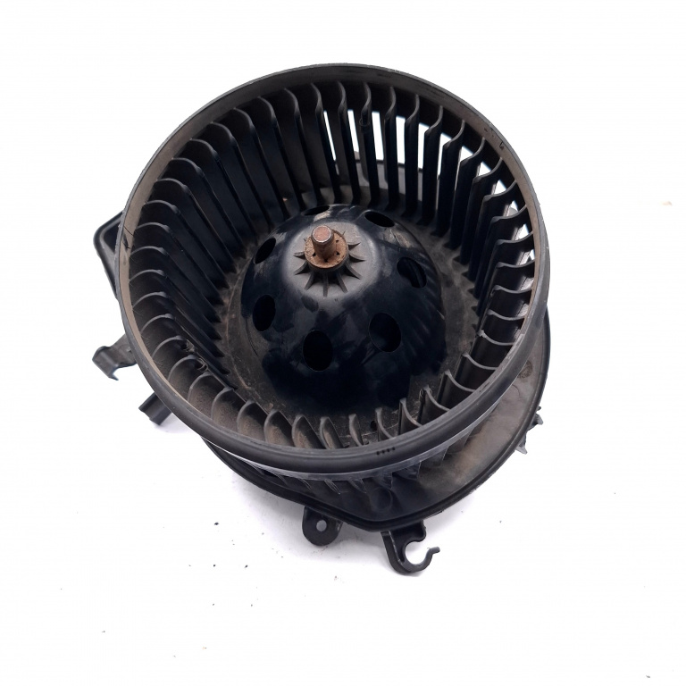 Ventilator Habitaclu / Ventilator Aeroterma Mercedes-Benz C-Class (W203) 2000-2007 C 200 Cdi (203.004) Om 611.962 Motorina Cu Modul Electric Volan Pe Stanga Lhd