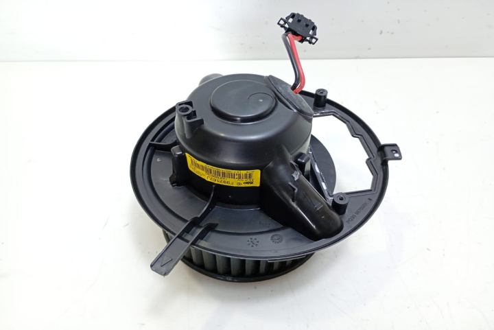 Ventilator Habitaclu Volan Dreapta 1K282