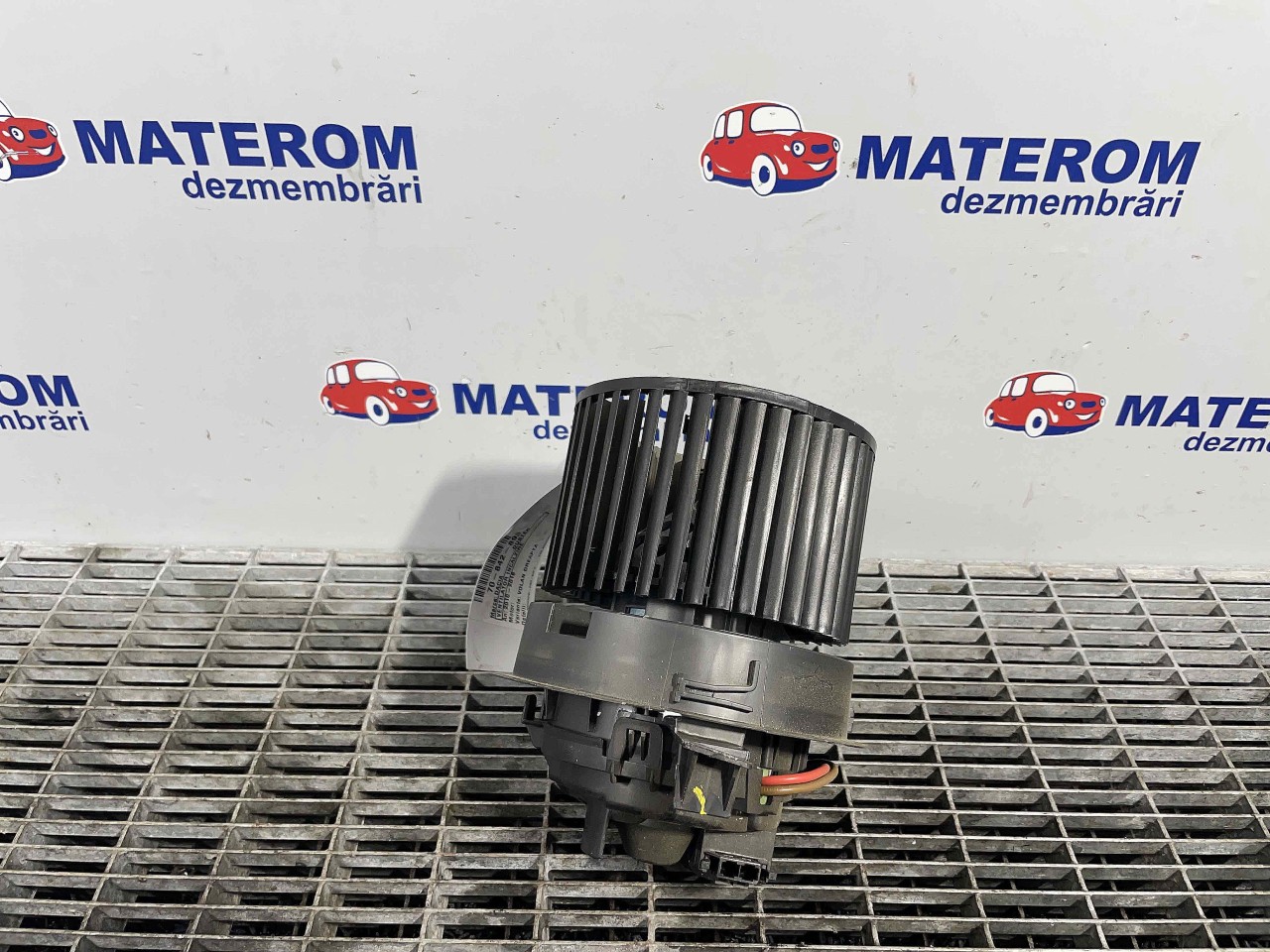 VENTILATOR INCALZIRE DACIA DUSTER - - (2