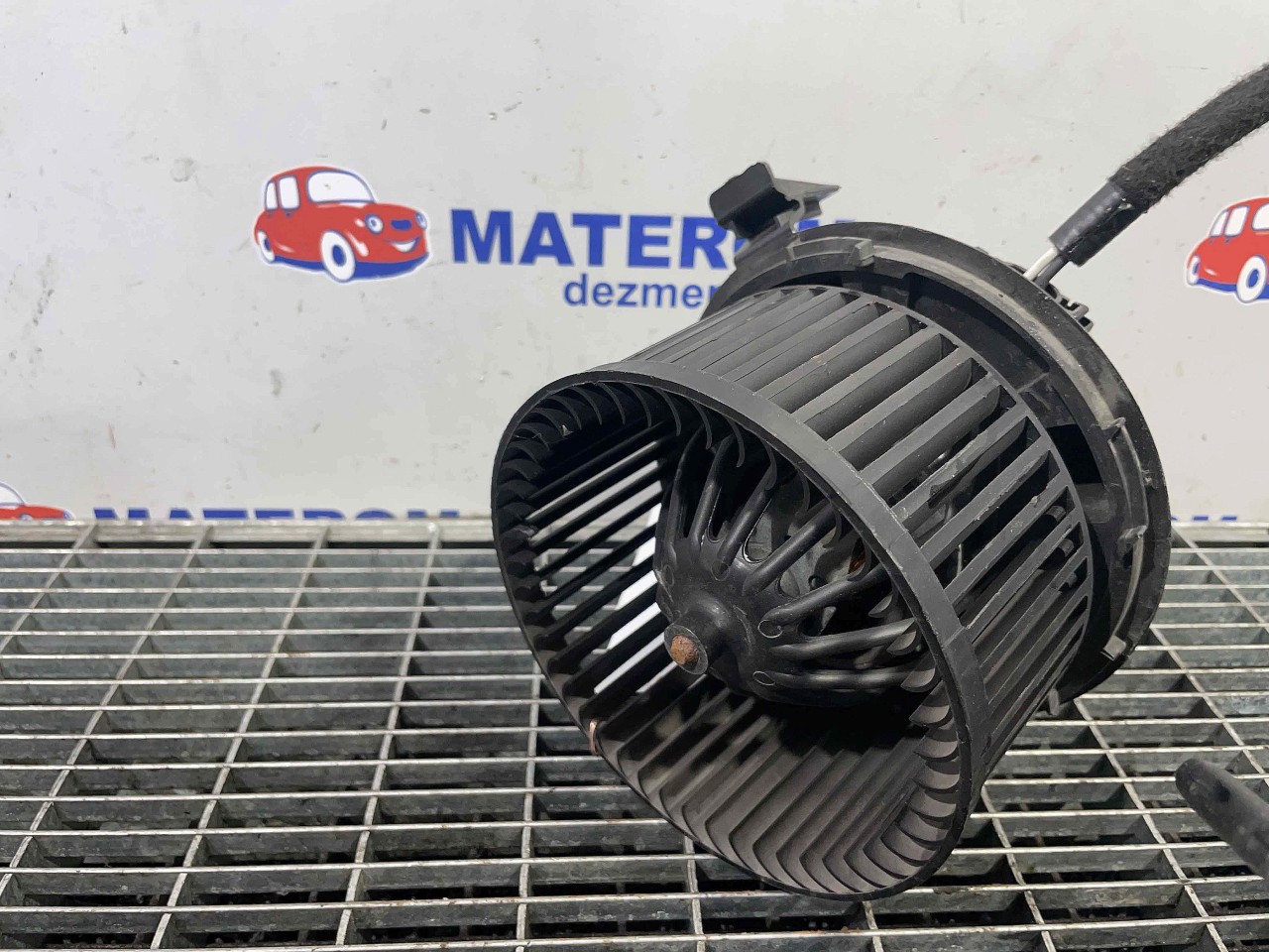 VENTILATOR INCALZIRE DACIA DUSTER - - (2013 2017)