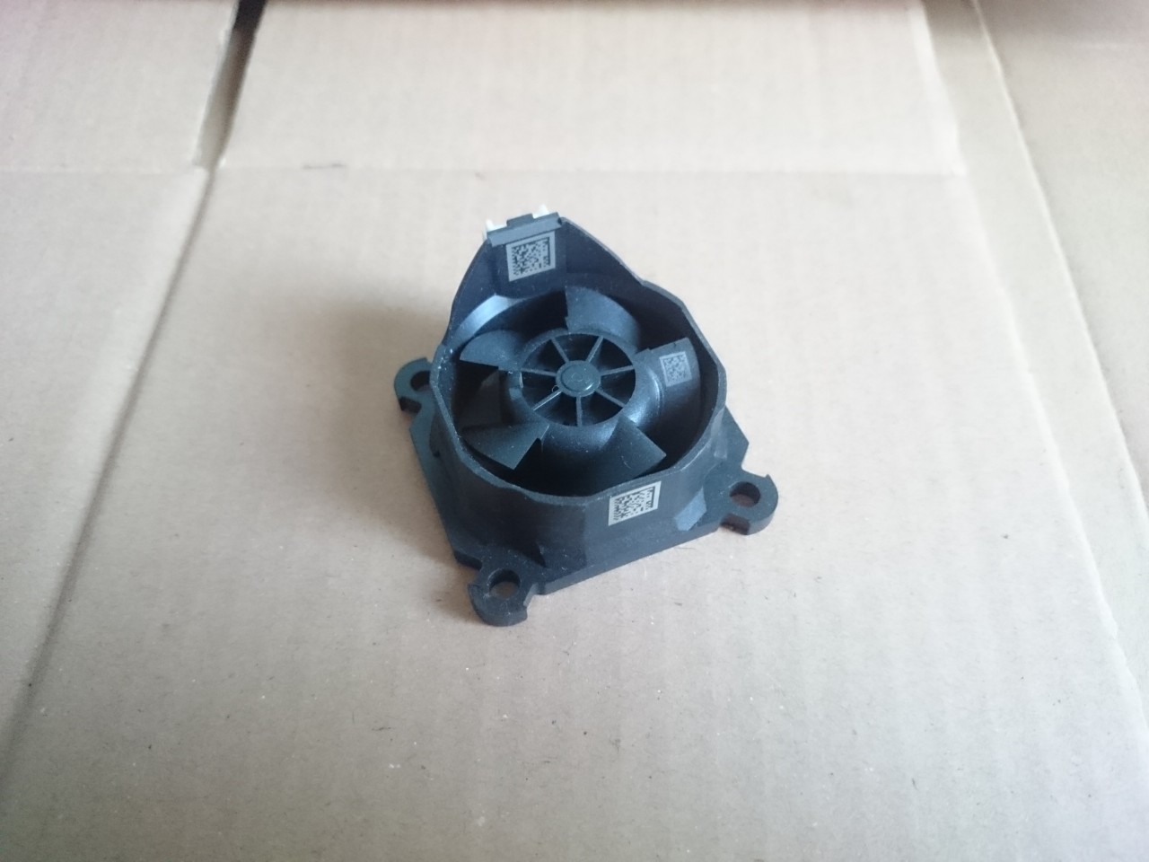 Ventilator led far Mercedes C300 (2015-2020) cod 211824-00 / 21182400 / 211.824-00