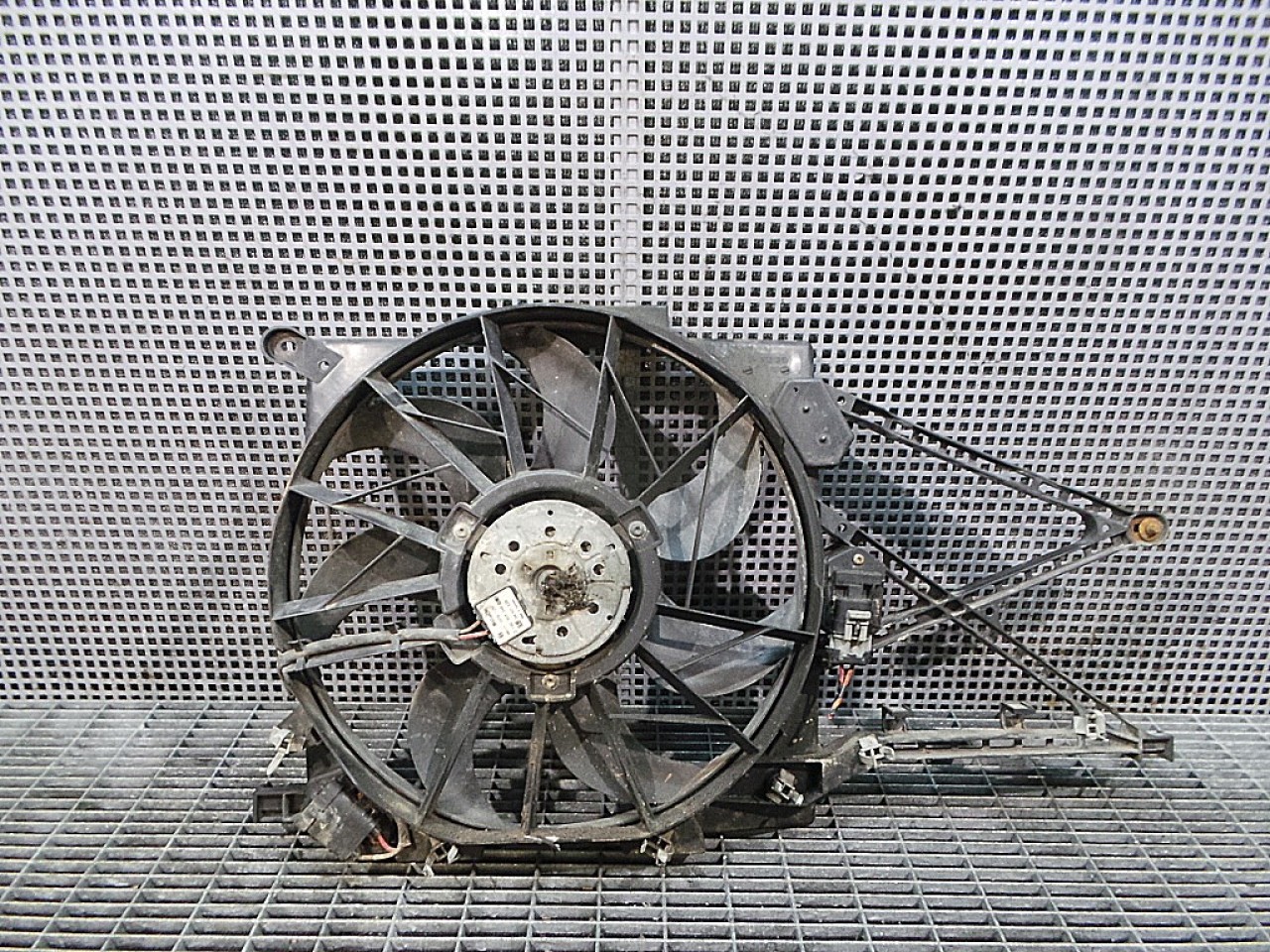 VENTILATOR RADIATOR OPEL ZAFIRA A ZAFIRA A Y20DTH - (1999 2005)