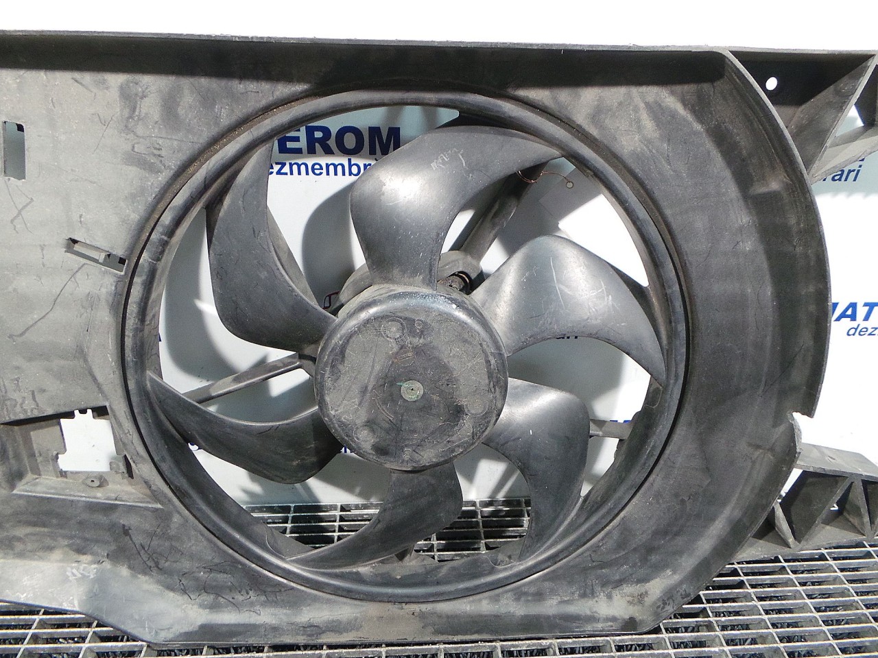 VENTILATOR RADIATOR RENAULT LAGUNA 1.8 INJ 16V - (2000 2007)