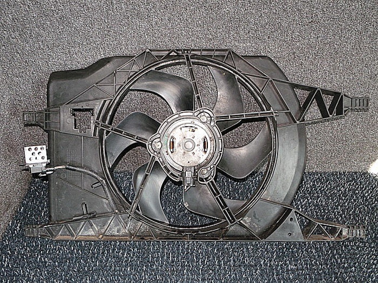 VENTILATOR RADIATOR RENAULT LAGUNA LAGUNA 2.2 DCI - (2000 2007)