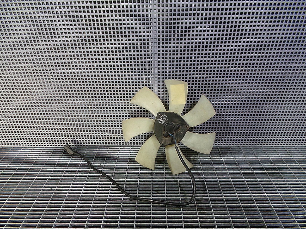 VENTILATOR RADIATOR TOYOTA RAV4 2.0 VVTI - (2000 2005)