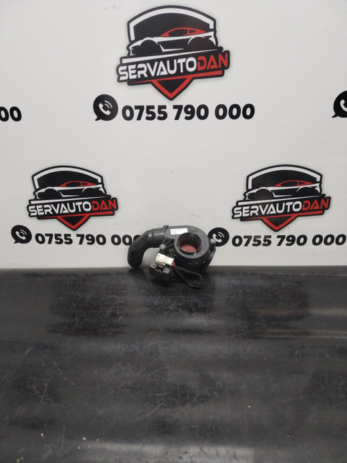 Ventilator radio cd Mercedes-Benz C-Class (2007->) [W204] 2.2 Motorina 2012, A2048300808