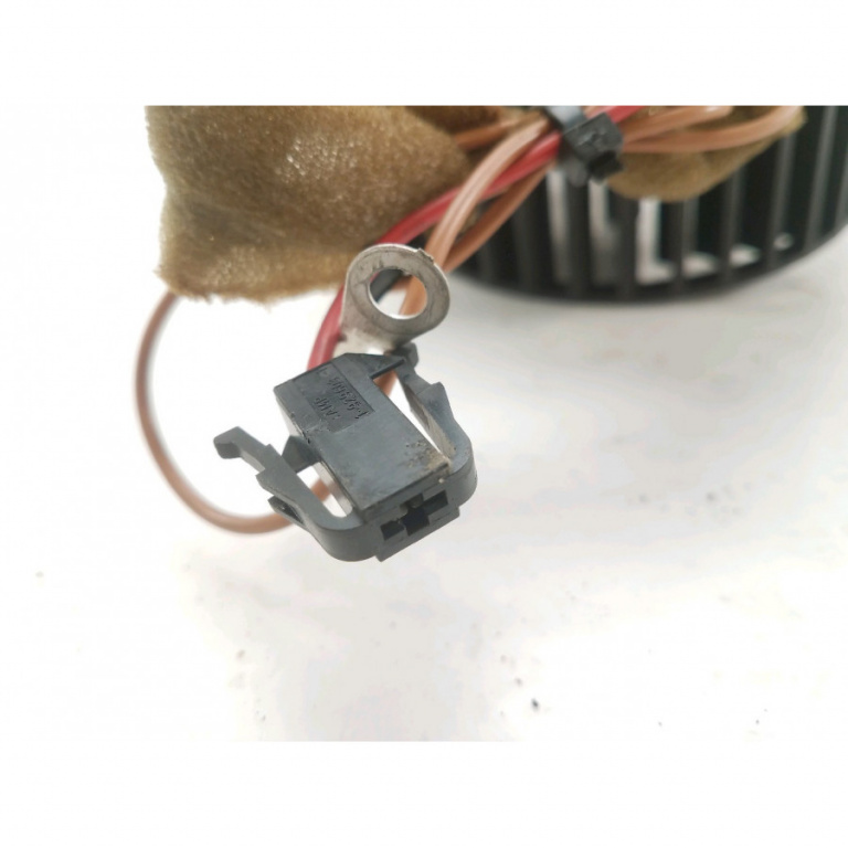 VENTILATOR VOLKSWAGEN POLO 6N1819021 / 210715511F6N1819021 / 210715511F
