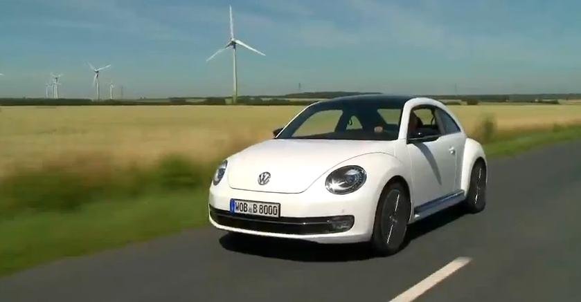 Versus: Jay Leno se plimba cu cel mai vechi Beetle din lume dar si cu... cel mai nou! Versus: Jay Leno se plimba cu cel mai vechi Beetle din lume dar si cu... cel mai nou!
