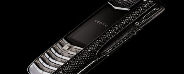 Vertu lanseaza un nou model, Ascent Ti, facut in totalitate din fibra de carbon