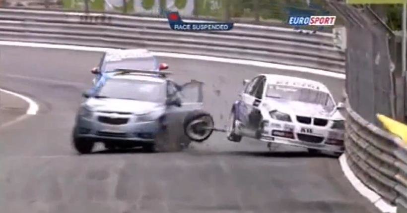 Video accidente: Cand un Safety-Car nu mai este asa de... safety