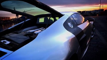 Video: Audi R8 V10 intra in lumea virtuala Video: Audi R8 V10 intra in lumea virtuala