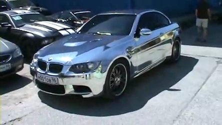 Video: BMW M3 cromat din Rusia Video: BMW M3 cromat din Rusia