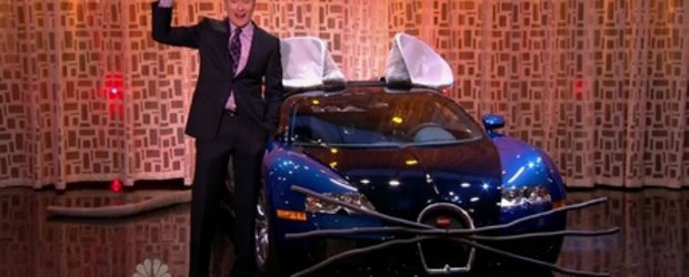 Video: Bugatti Veyron costumat in soricel...