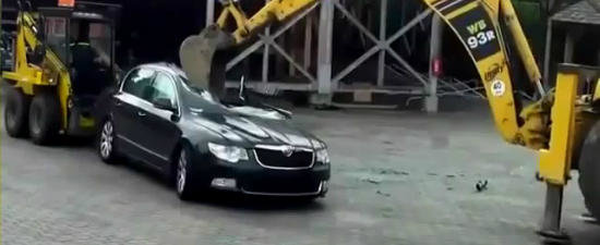 VIDEO: Cat de rezistenta este o Skoda Superb la impact VIDEO: Cat de rezistenta este o Skoda Superb la impact