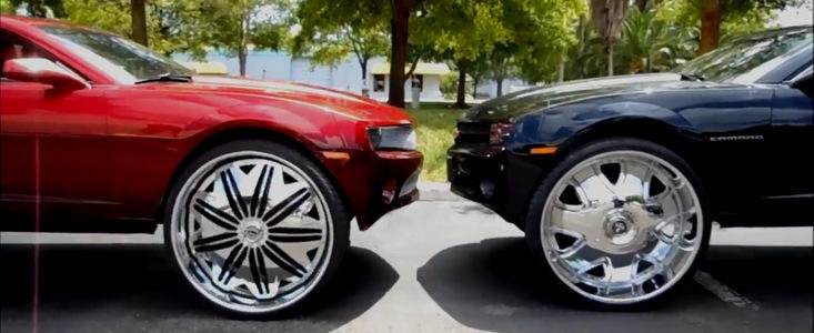 VIDEO: Chevrolet Camaro cu jante pe 32 inci. Ori 2! VIDEO: Chevrolet Camaro cu jante pe 32 inci. Ori 2!