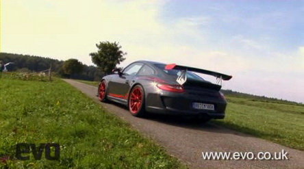 Video: Chris Harris conduce noul 911 GT3 RS si... 911 GT3 Cup