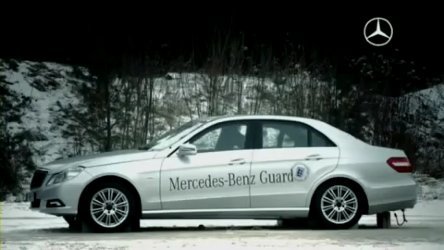 VIDEO: Cu Mercedes E-Klasse prin Irak sau, daca preferati, Afganistan VIDEO: Cu Mercedes E-Klasse prin Irak sau, daca preferati, Afganistan