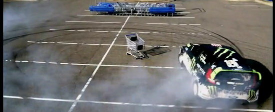 Video: Cum sa rezolvi sarcinile primite de la sotie - Ken Block Style