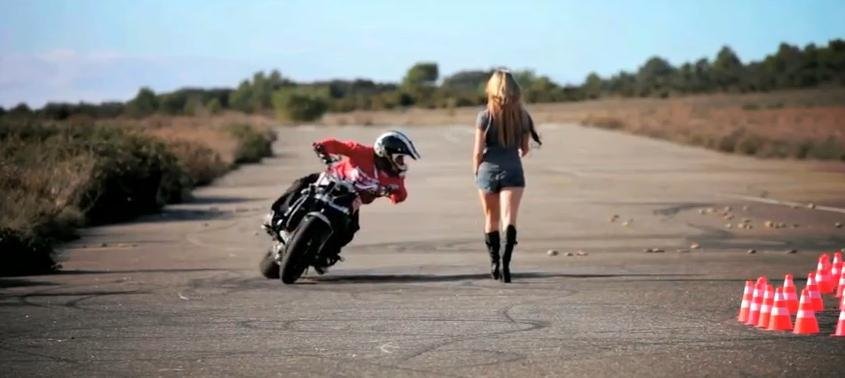 Video drift: nu-ti era dor de niste drifturi cu motocicleta?