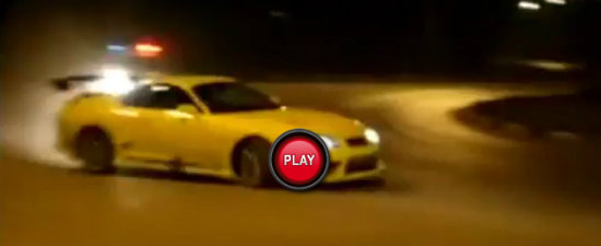 VIDEO: Drifturi ilegale, Toyota Supra si o masina de politie de nicaieri VIDEO: Drifturi ilegale, Toyota Supra si o masina de politie de nicaieri