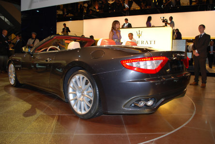 Video: Experimenteaza noul Maserati GranCabrio!