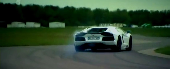 VIDEO: Fifth Gear pune la incercare noul Lamborghini Aventador LP700-4