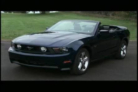 Video: Ford Mustang 2010 in detaliu Video: Ford Mustang 2010 in detaliu