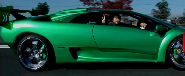 Video Funny: Ceva-i in neregula cu acest Lamborghini. Dar oare ce? Video Funny: Ceva-i in neregula cu acest Lamborghini. Dar oare ce?