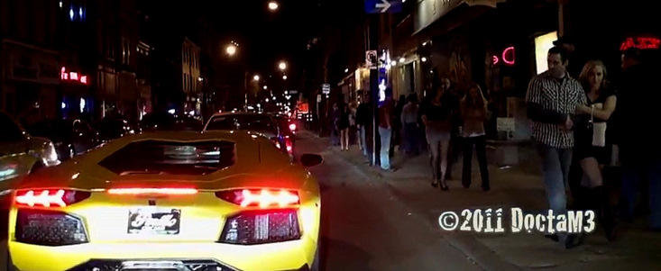 Video Funny: Reactia oamenilor la vederea unui Lamborghini Aventador!