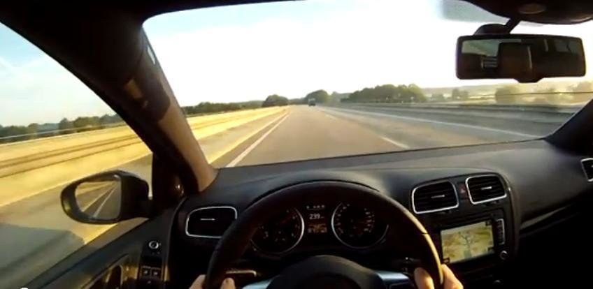 Video Golf 6 GTI: viteza maxima pe autostrada