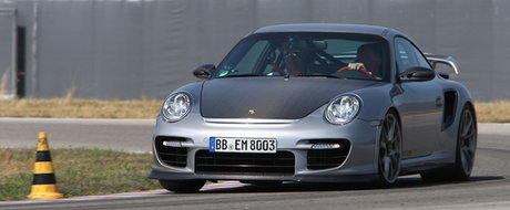 Video: La bordul noului Porsche 911 GT2 RS!