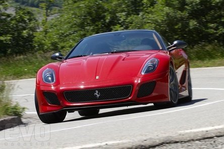 Video: Magnificul Ferrari 599 GTO revine pe pelicula