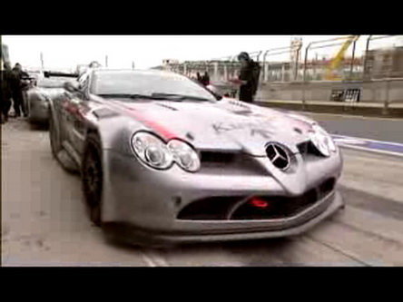 Video: Mercedes SLR McLaren 722 GT in actiune Video: Mercedes SLR McLaren 722 GT in actiune
