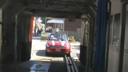 Video: Mini Cabriolet - Car Wash Video: Mini Cabriolet - Car Wash