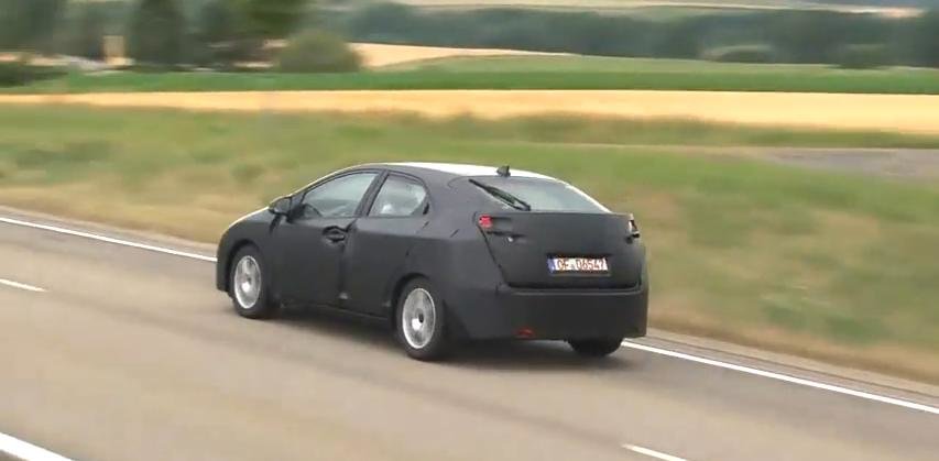 VIDEO: Noua Honda Civic 2012 spionata! VIDEO: Noua Honda Civic 2012 spionata!