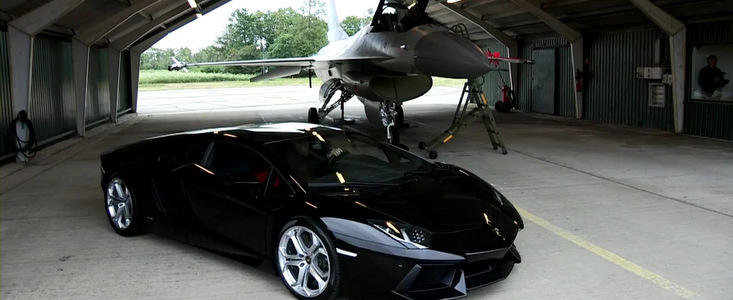 VIDEO: Noul Lamborghini Aventador se ia la intrecere cu un F-16 Fighting Falcon VIDEO: Noul Lamborghini Aventador se ia la intrecere cu un F-16 Fighting Falcon