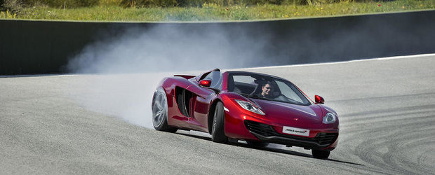 VIDEO: Noul McLaren MP4-12C Spider ia cu asalt drumurile si circuitele Spaniei