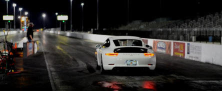 VIDEO: Noul Porsche 911 Carrera S parcurge sfertul de mila in 12.04 secunde